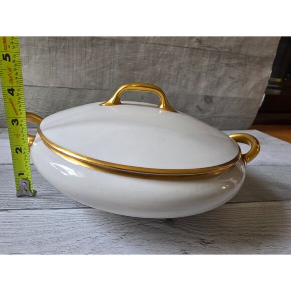 Limoges Porcelain Lidded Soup Tureen With Gold Handles & Trim - Picture 7 of 8